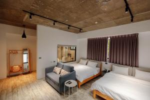 Phòng Bốn Người Có Phòng Tắm Riêng (Quadruple Room with Private Bathroom)