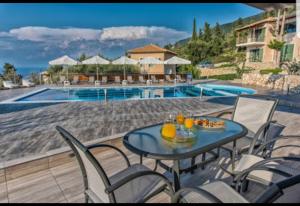 Eltheo Villas