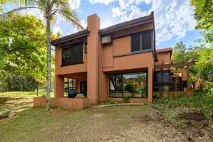 San Lameer Villa 2908 - 3 Bedroom Superior - 6 pax - San Lameer Rentals Agency - KwaNzimakwe