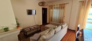 Lovely Modern Duplex 3 Bedroom Flat in Quiet Area