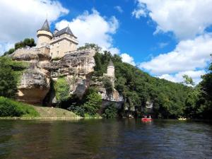 Maisons de vacances Au coeur du Perigord noir, gite 6 pers, vue panoramique, proche Sarlat : photos des chambres