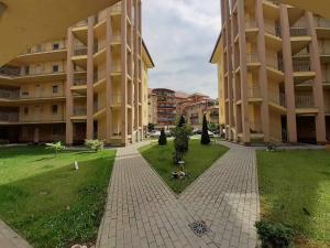 Krisztina Apartman Duna Garden