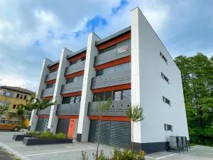 Aqua Apartman - Sávoly