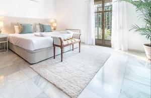 Seaside Paradise Villa with a Private Pool and Walking distance to the Beach