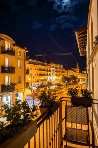 Sea Garden Apartments & Rooms