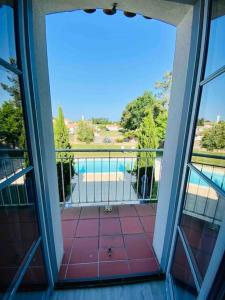 Villas Villa Clisson 4 chambres avec piscine privee sur golf pays de saint gilles : photos des chambres