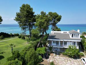 obrázek - Villa Mare Azul - Luxury Beachfront Retreat in Hanioti, Halkidiki, Greece