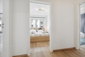 Große 80qm 3 Zimmer Wohnung, nahe Messe & Klinikum, 2x 55" Smart TV, Netflix, Keyless