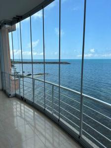 Trabzon 4 storey Villa-House by the sea - Denize sıfır 4 katlı müstakil Villa - Ev