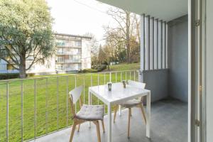 Appartements JUST FOR YOU - Balcon - Parking - Calme- Fibre - RELAX BNB : photos des chambres