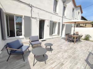 Maisons de vacances Maison au calme avec parking proche centre-ville : photos des chambres