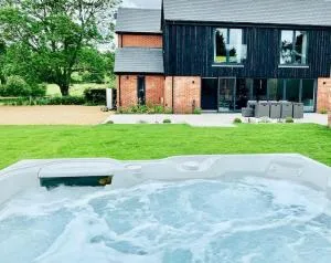 Unique house with Hot Tub in rural New Forest - Fritham