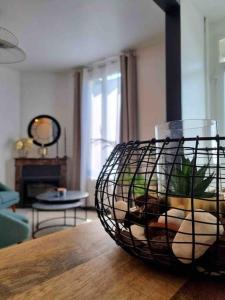 Appartements La Citadine, maison avec jardin… : photos des chambres