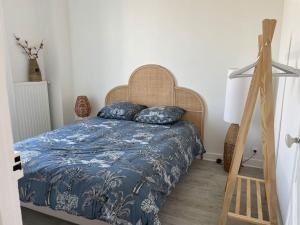 Appartements La Citadine, maison avec jardin… : photos des chambres