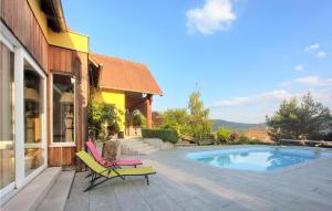 Maisons de vacances Nice Home In La Vancelle With Heated Swimming Pool, Private Swimming Pool And 3 Bedrooms : photos des chambres