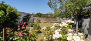 Appartements Loches : gite de charme independant avec jardin : photos des chambres