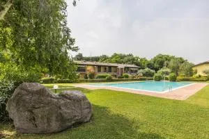 La Collina- Garda Lake - 明乔河畔蓬蒂