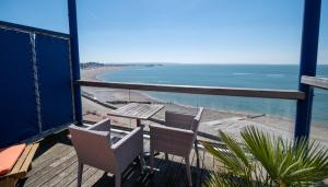 Hotels LOGIS HOTEL - La Petite Rade : photos des chambres