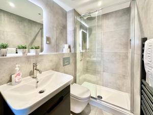 Icona Luxury Apartment with Minster Views & Allocated Parking