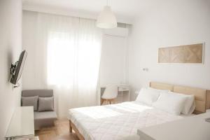 Eclectic Design Studio #01 in Aristotelous