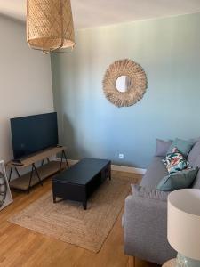Appartements Le Chinchauvaud - Spacieux T2 - Coup de foudre garanti en face de la gare des Benedictins : photos des chambres