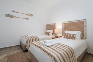 Amazing Sea View w 2 Bdr Ideal 4 Families w WiFi