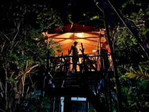 Sigiriya Rock Gate Tree House