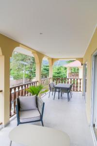 Jonc dOr Villa Self Catering