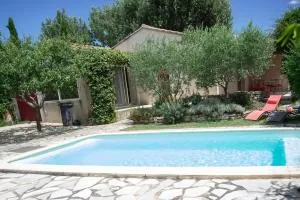 Petit paradis . - Pujaut