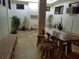 Mansion 8 Residences