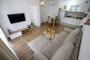 Apartman Paratetis 2 - Šupljak