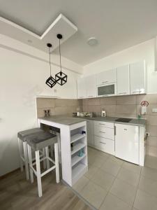 Aqua Panoramic Apartments