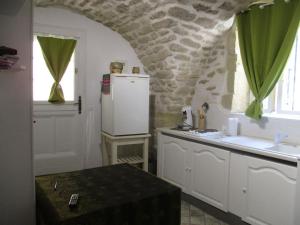Appartements Location studio meuble 19m² proche de la mer : photos des chambres