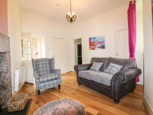 Holly Leaf Cottage - Drum Castle Estate