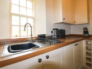 Holly Leaf Cottage - Drum Castle Estate