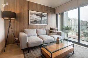 El Sol Living in Barranco by Wynwood House
