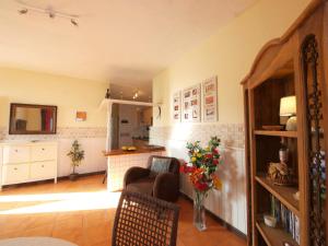 sunrise directly at the sea