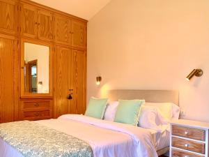 Villa a 300 metros de playa Francón