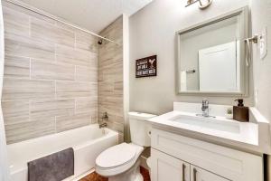 Global Cup Hello Gorgeous Flat near Downtown!