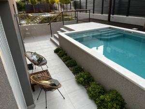 Cozy seaside apartment with private pool & terrace