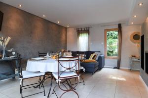 Maisons de vacances Gite Contemporain L'hirondelle : photos des chambres
