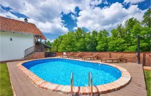 Lovely Home In Hrebinec With Wifi - Dugo Selo