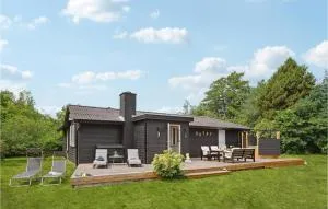 Awesome Home In Glesborg With Wifi - Fjellerup
