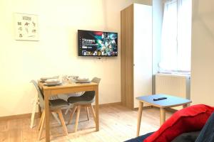 Appartements Appart'Village Le Creusot N4 NeufNetflix : photos des chambres