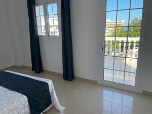 Stunning 5 bedroom Villa