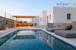 Antiparos Homes
