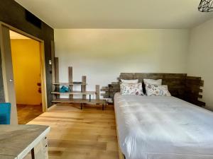 Hotels Hotel En Tilleul : photos des chambres