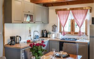 Lovely Home In Gornje Pazariste