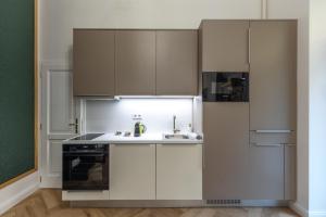 Downtown Luxury Apartment