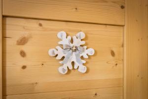 Double Room with Private Bathroom and Shower room in Rifugio de Dòo